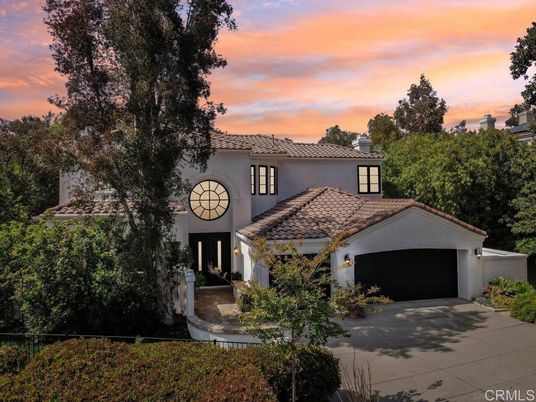 Attached, Exterior, Facade, Spanish Mediterranean