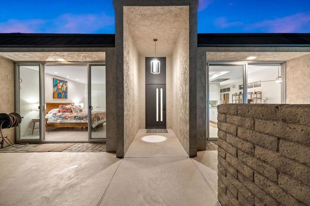 Exterior, Pendant Lights