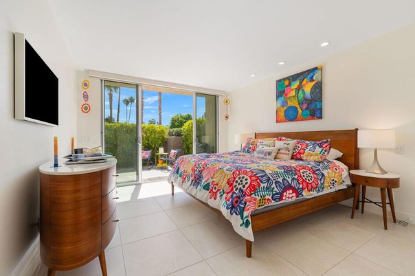 Bedroom, Interior, Recessed Lighting, Water