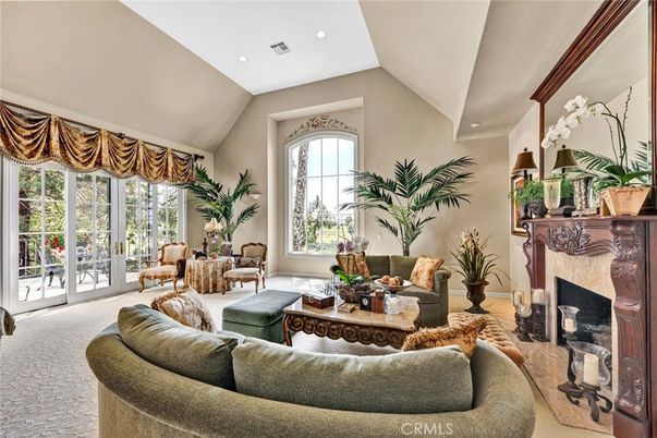 Fireplace, Interior, Living room, Recessed Lighting