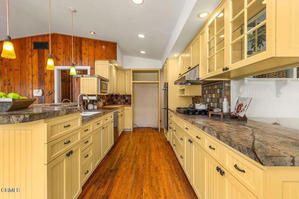 Interior, Kitchen, Pendant Lights, Recessed Lighting, Stainless Steel Appliances, Wood Texture Flooring