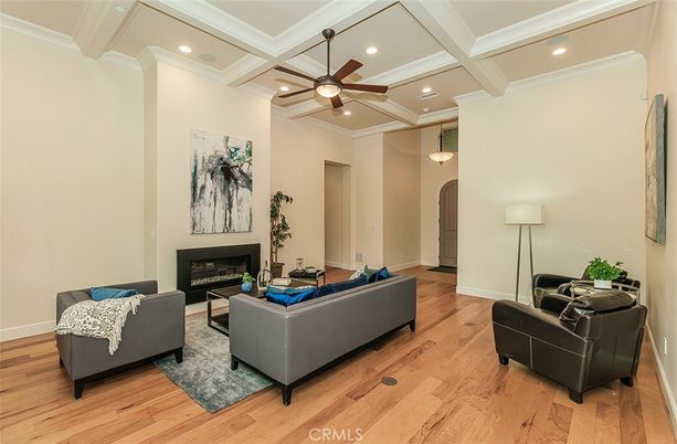 Fireplace, Interior, Living room, Pendant Lights, Recessed Lighting, Wood Texture Flooring