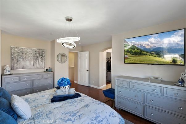 Bedroom, Interior, Pendant Lights, Wood Texture Flooring