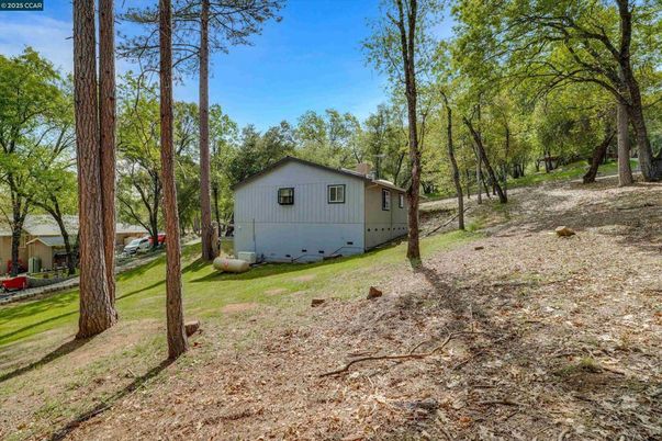Backyard, Detached Garage, Exterior