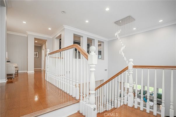 Interior, Pendant Lights, Recessed Lighting, Wood Texture Flooring
