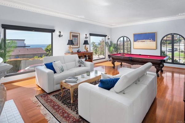Billiard Table, Game Room, Interior, Living room, Wood Texture Flooring