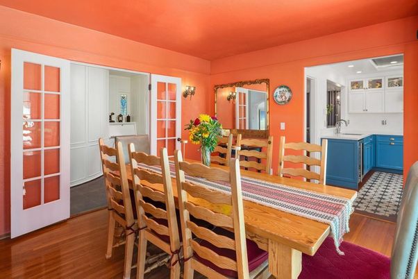 Dining room, Interior, Kitchen, Stainless Steel Appliances, Wood Texture Flooring