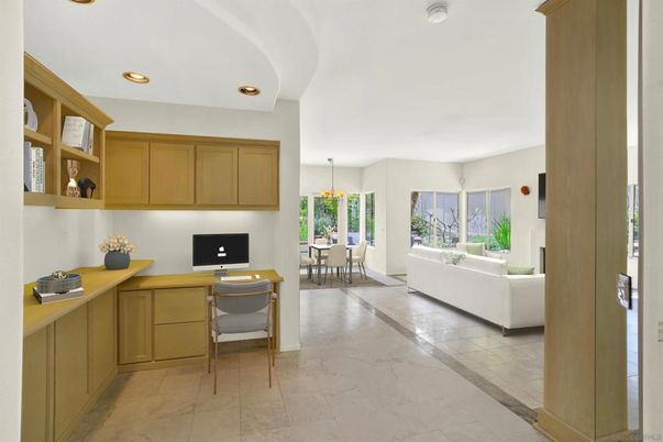 Dining room, Interior, Living room, Marble, Recessed Lighting