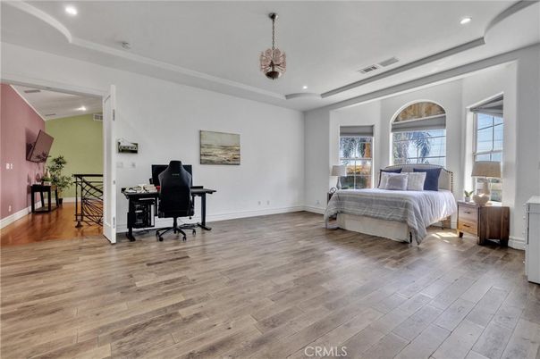 Bedroom, Home Office, Interior, Pendant Lights, Recessed Lighting, Wood Texture Flooring