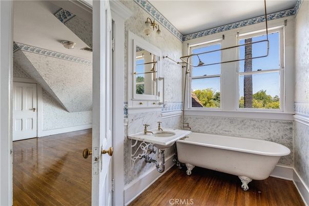 Bathroom, Free Standing Baths, Interior, Wood Texture Flooring