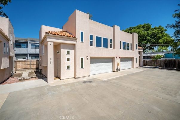 Attached, Exterior, Facade, Spanish Mediterranean