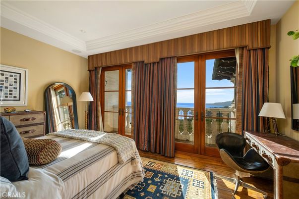 Bedroom, Interior, Water, Wood Texture Flooring