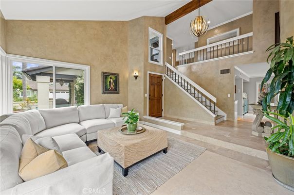 Interior, Living room, Pendant Lights