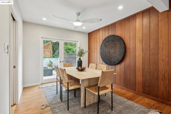 Dining room, Interior, Recessed Lighting, Wood Texture Flooring, Wooden Walls