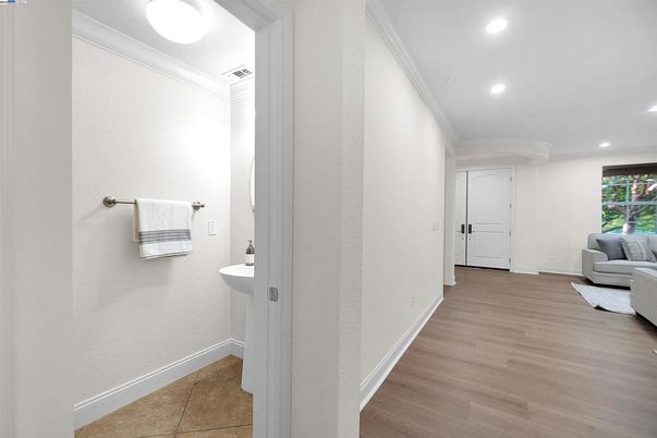 Bathroom, Interior, Recessed Lighting, Wood Texture Flooring
