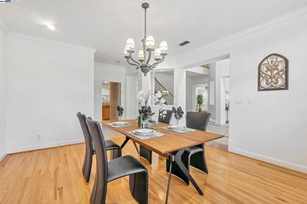 Chandelier, Dining room, Interior, Recessed Lighting, Wood Texture Flooring