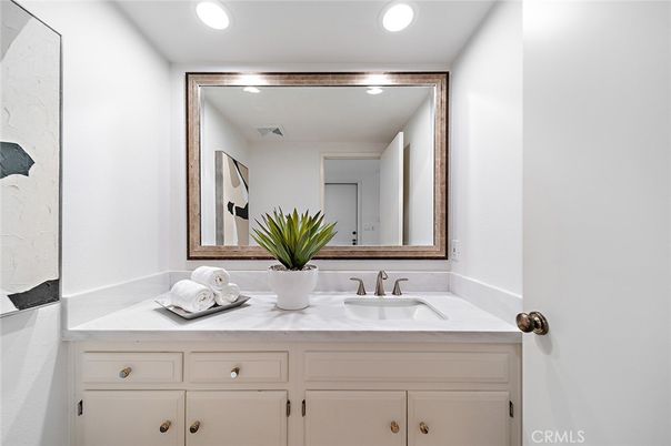 Bathroom, Interior, Recessed Lighting