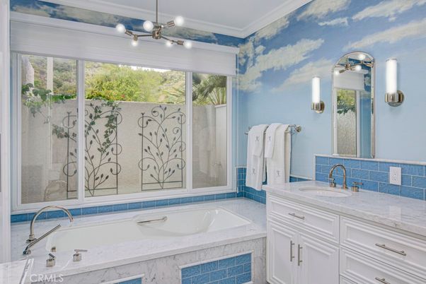 Bathroom, Interior, Pendant Lights