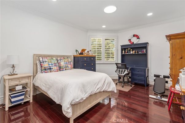 Bedroom, Home Office, Interior, Recessed Lighting, Wood Texture Flooring