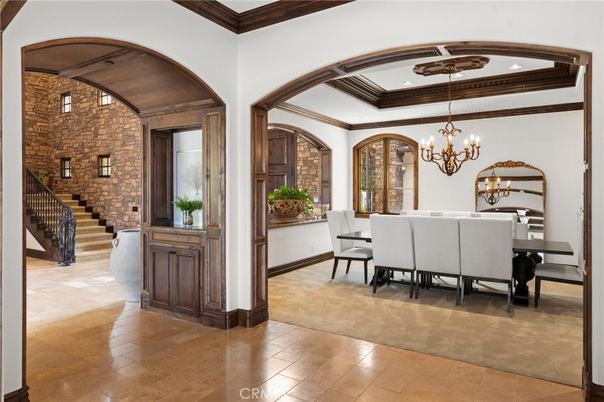 Chandelier, Dining room, Interior, Recessed Lighting, Stone Walls