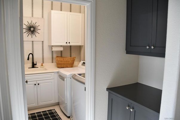 Interior, Washer