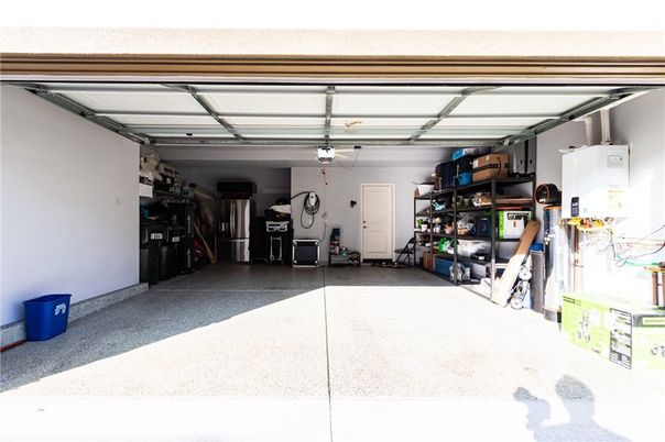 Garage, Interior