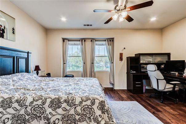 Bedroom, Home Office, Interior, Recessed Lighting, Wood Texture Flooring