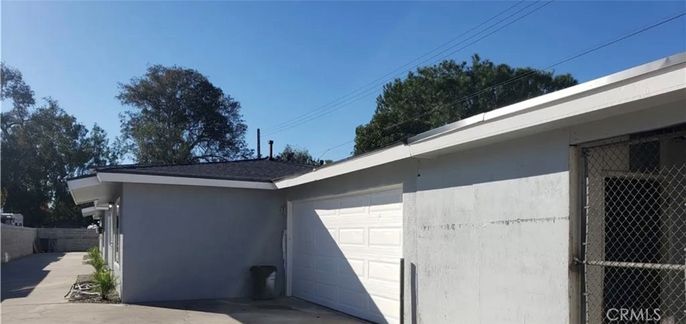 Detached Garage, Exterior