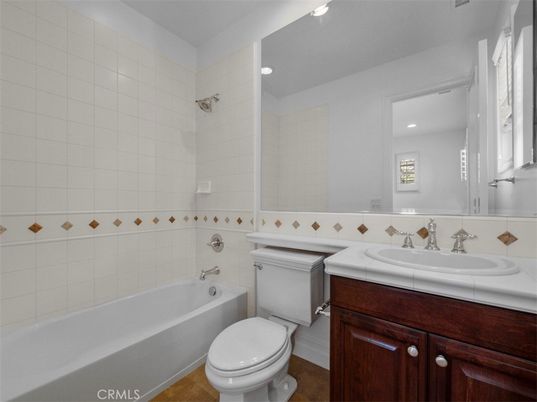 Bathroom, Interior, Recessed Lighting, Tile Countertops