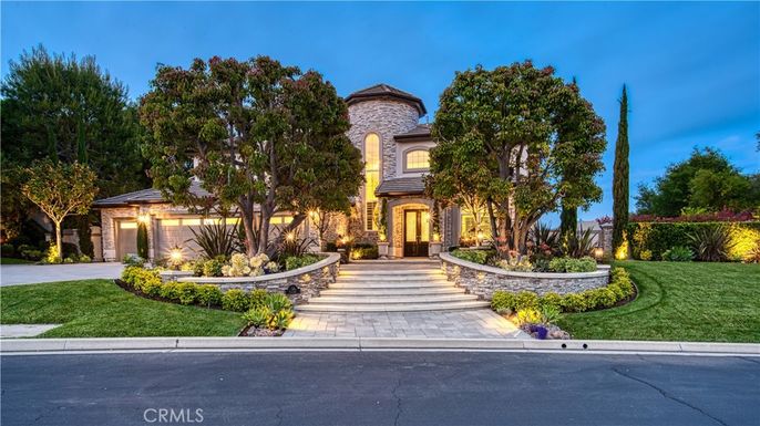Attached, Backyard, Exterior, Facade, French Provincial