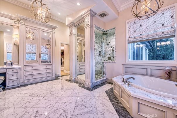 Bathroom, Interior, Marble, Pendant Lights, Recessed Lighting