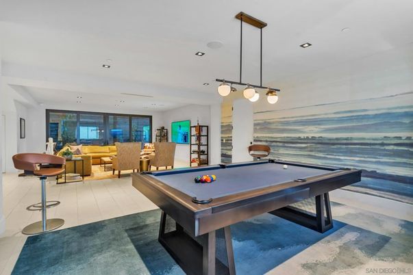 Dining room, Interior, Living room, Pendant Lights, Recessed Lighting