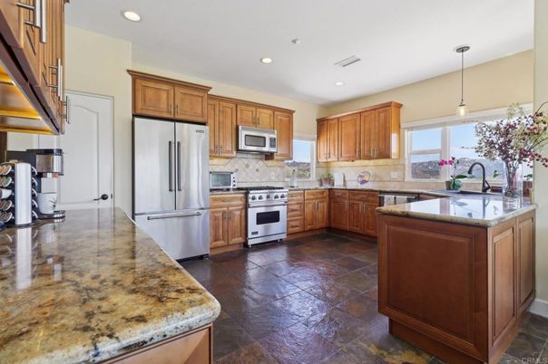 Interior, Kitchen, Pendant Lights, Recessed Lighting, Stainless Steel Appliances