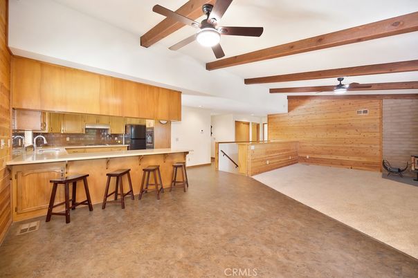 Empty room, Interior, Kitchen, Wooden Beams, Wooden Walls