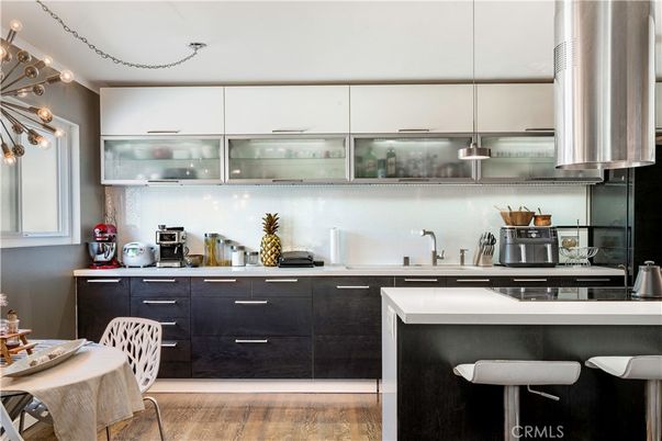 Interior, Kitchen, Pendant Lights, Wood Texture Flooring