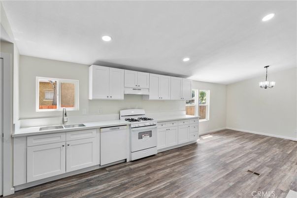 Chandelier, Interior, Kitchen, Recessed Lighting, Wood Texture Flooring