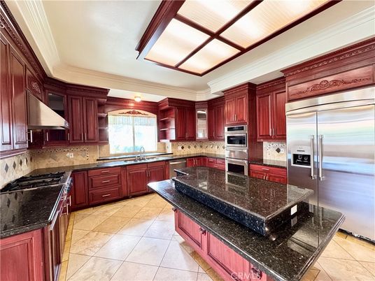 Interior, Kitchen, Stainless Steel Appliances