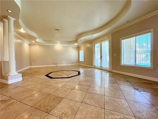Empty room, Interior, Recessed Lighting