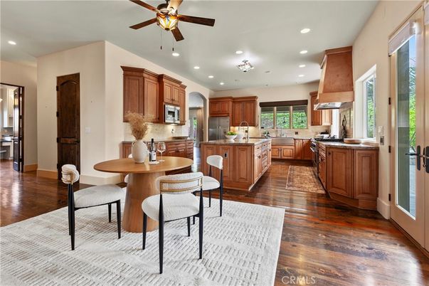Dining room, Interior, Kitchen, Recessed Lighting, Stainless Steel Appliances, Wood Texture Flooring