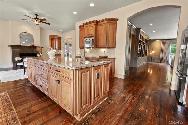Fireplace, Interior, Kitchen, Recessed Lighting, Wood Texture Flooring