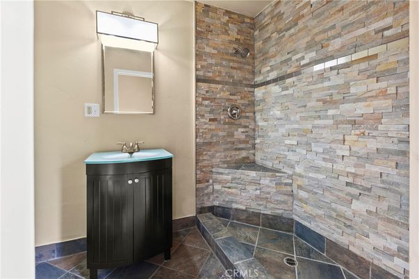 Bathroom, Interior, Stone Walls
