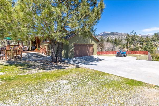 Backyard, Detached Garage, Exterior
