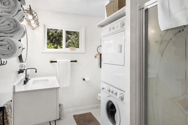Bathroom, Interior, Utility Closets, Washer