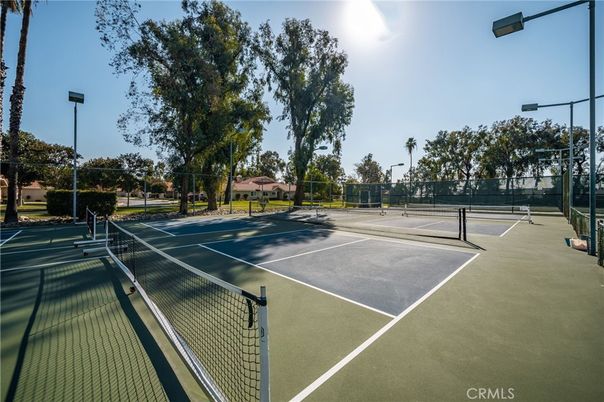 Exterior, Tennis Courts
