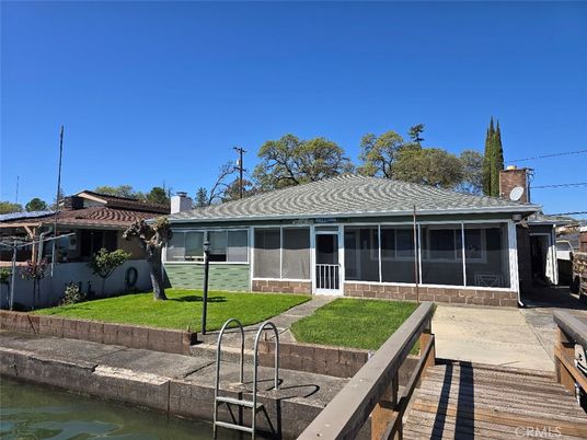 Exterior, Water