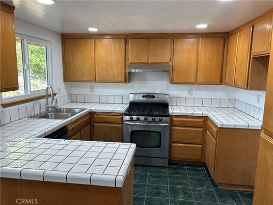 Interior, Kitchen, Recessed Lighting, Tile Countertops