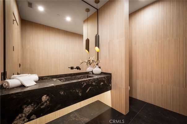 Bathroom, Interior, Pendant Lights, Recessed Lighting