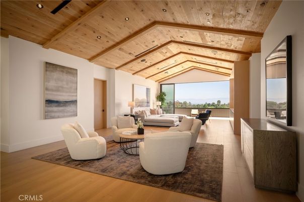 Interior, Living room, Recessed Lighting, Wooden Beams, Wooden Ceilings, Wood Texture Flooring