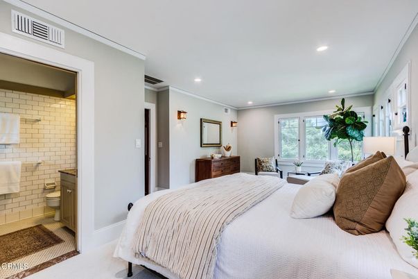 Bathroom, Bedroom, Interior, Recessed Lighting