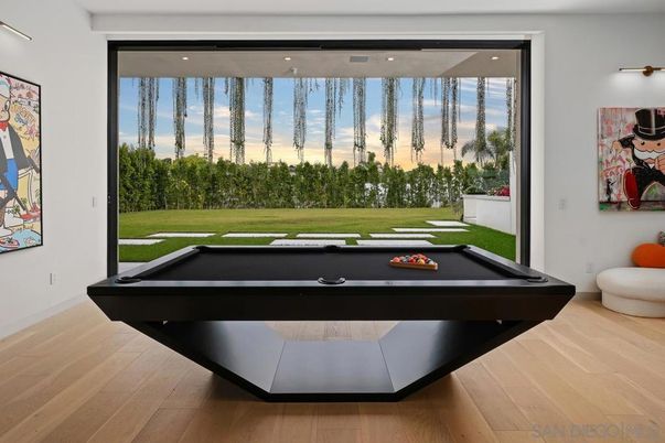Billiard Table, Game Room, Interior, Wood Texture Flooring